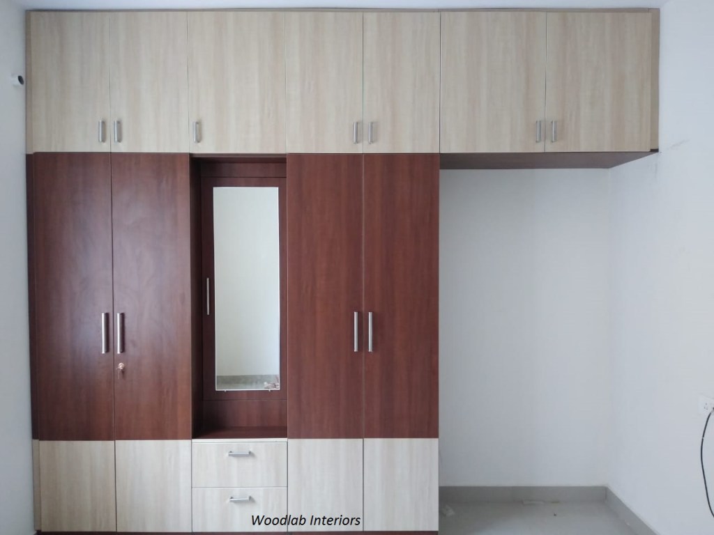 Wardrobe with Dressing Unit